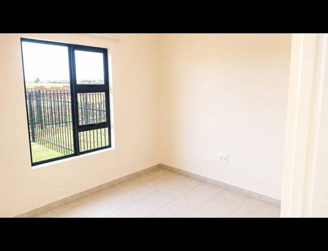 2 BEDROOM PROPERTY TO RENT IN NCAMBEDLANA